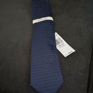 Perry Ellis Navy Hexagon Tie